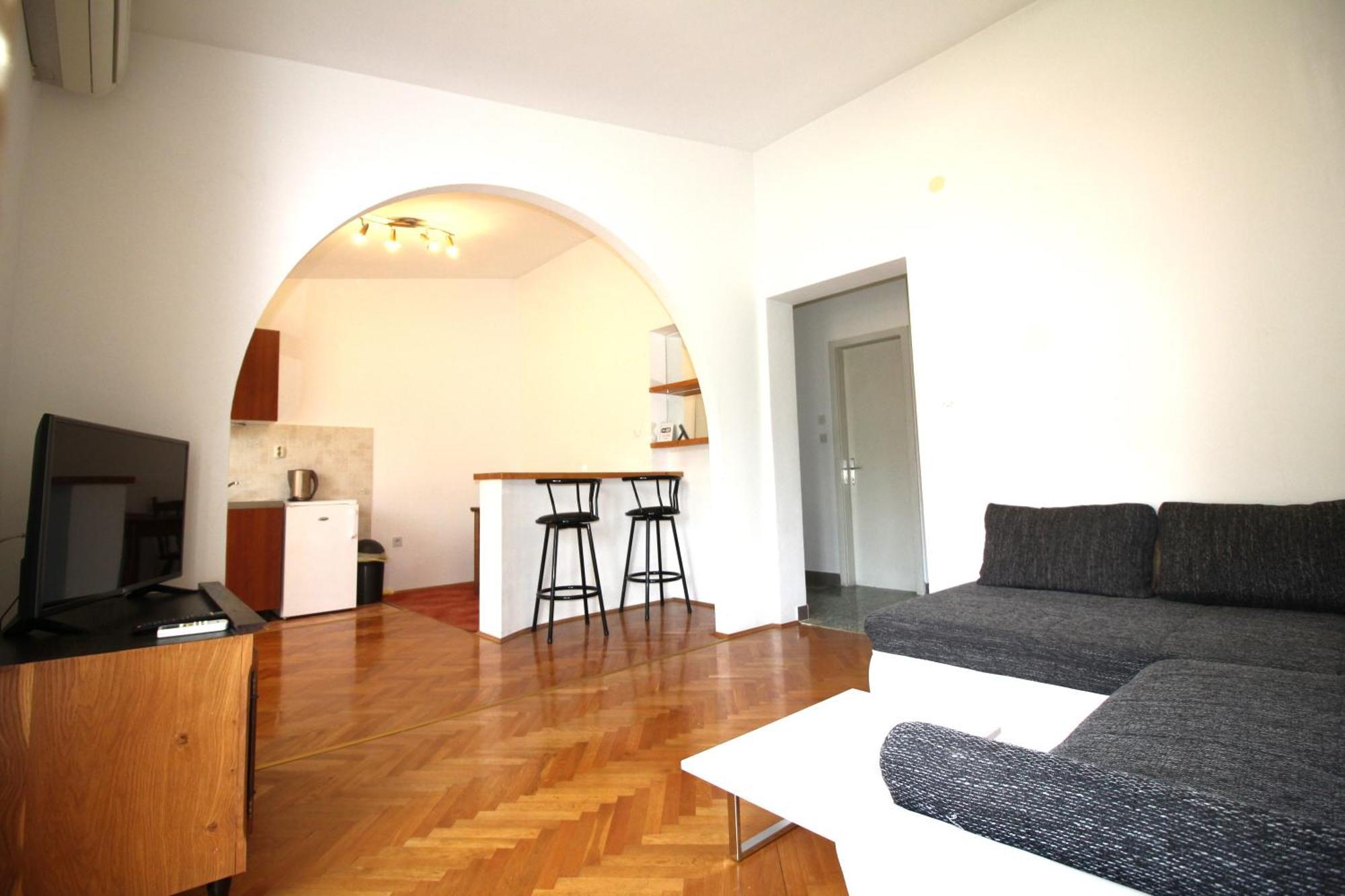 Makarska Centre & Free Private Parking Exterior foto